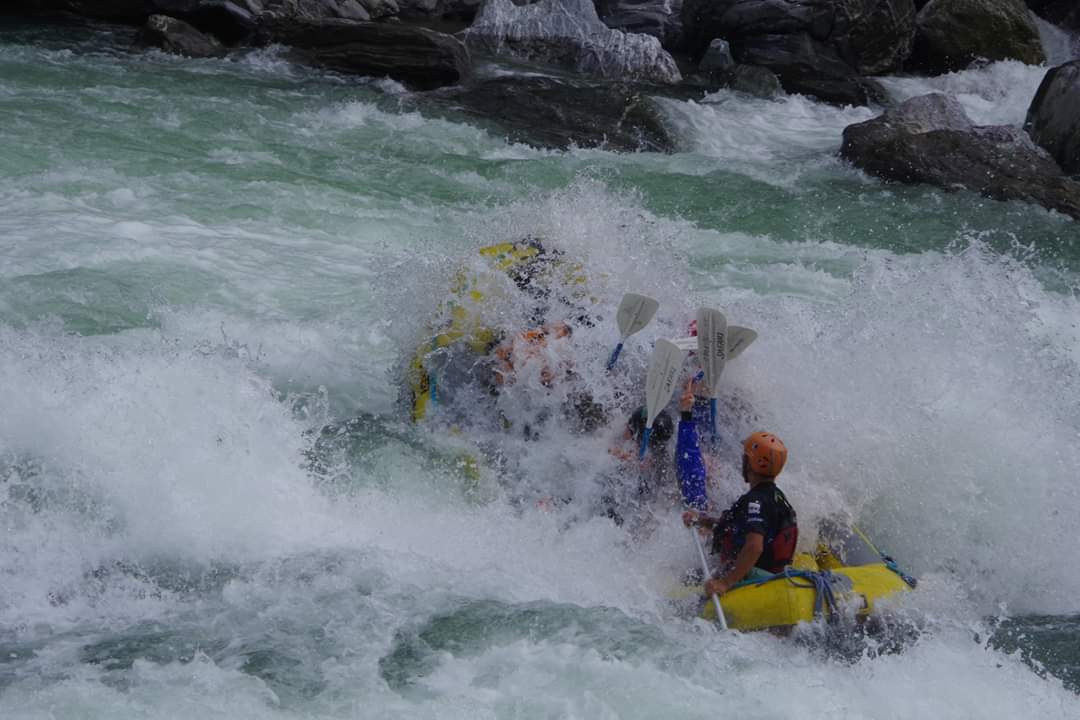 吉野川ラフティング