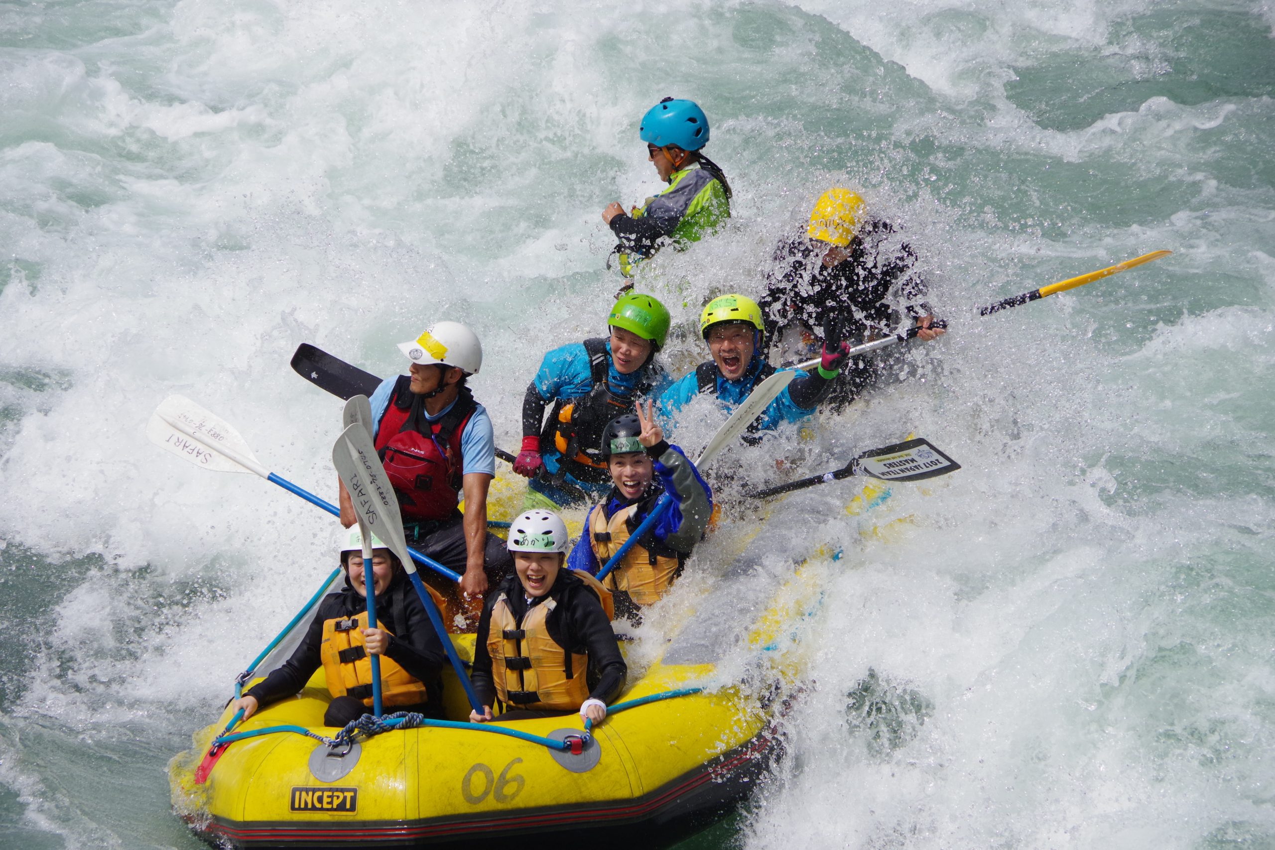 四国ラフティング